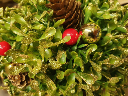 Artificial Topiary Ball Tree Complete with Gold Glitter Pot